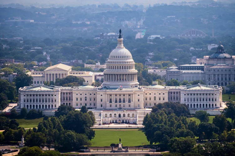 House lawmakers look to avoid federal shutdown